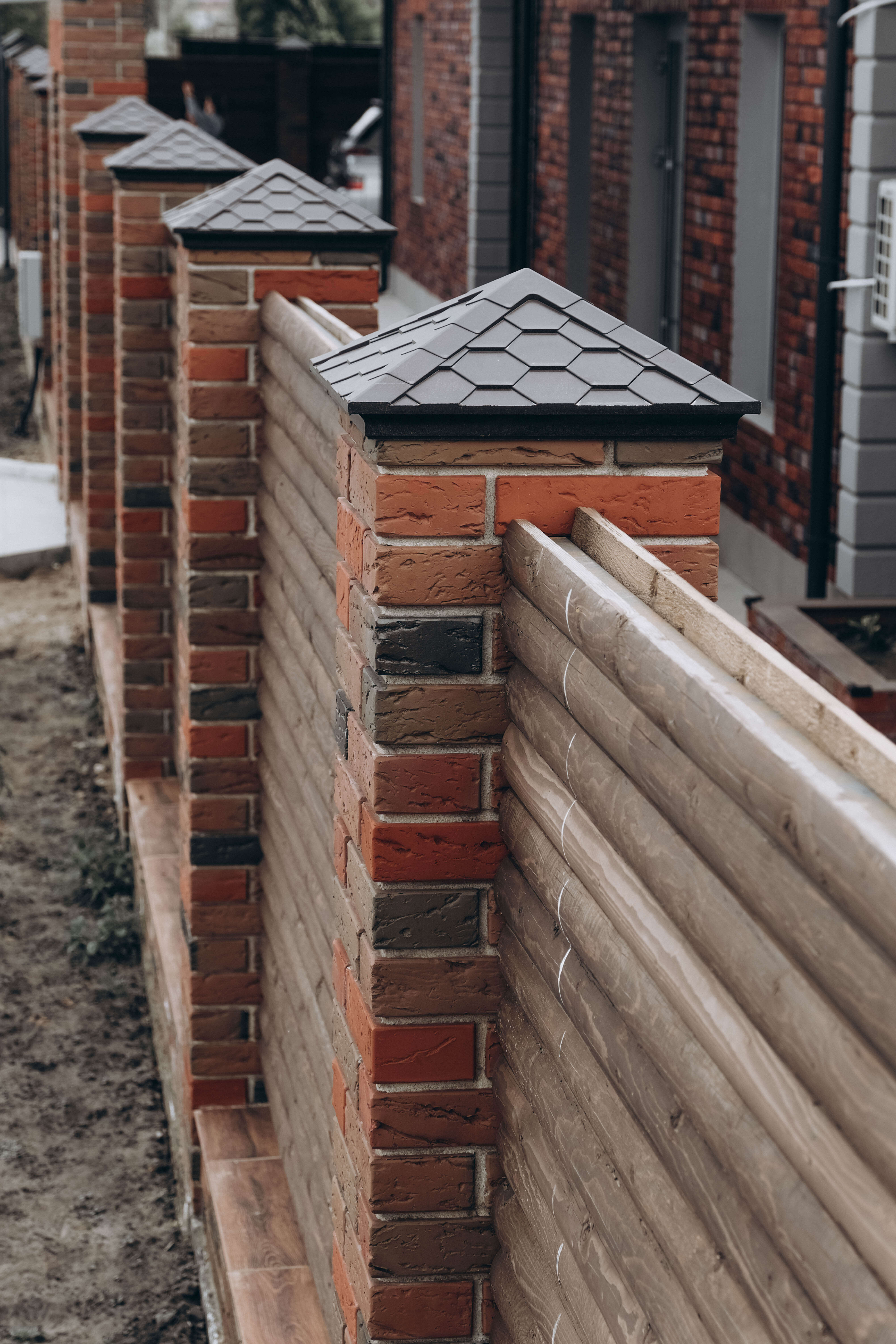 Колпак Zking Эверест Коричневый на столб 1.5х1.5 кирпича (390х390мм) в Кирово-Чепецке фото