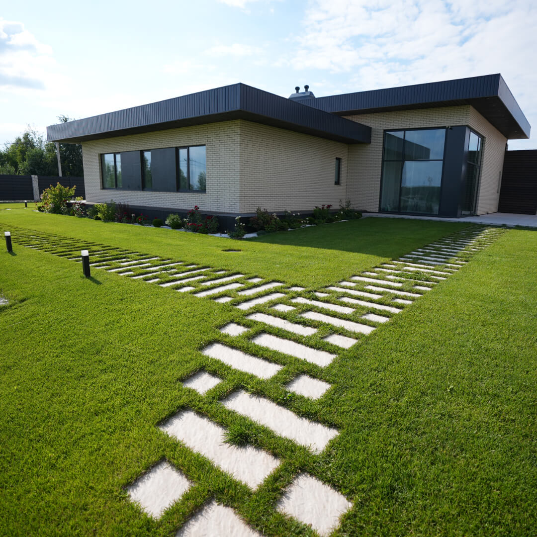 Шаговая плита STONE Светлая Галька 990х330х55мм в Кирово-Чепецке фото